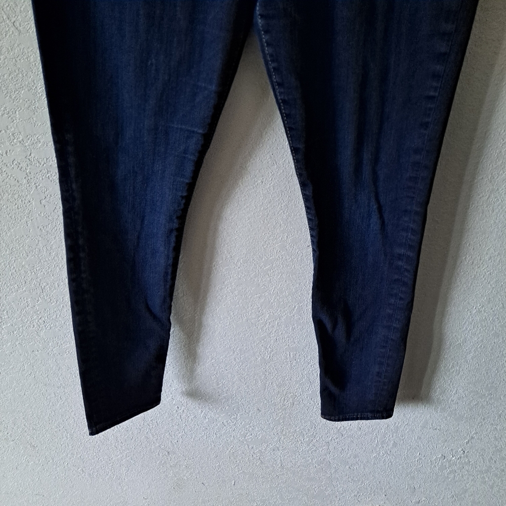 True Religion Casey Low Rise Super Skinny Jeans - Picture 3 of 8
